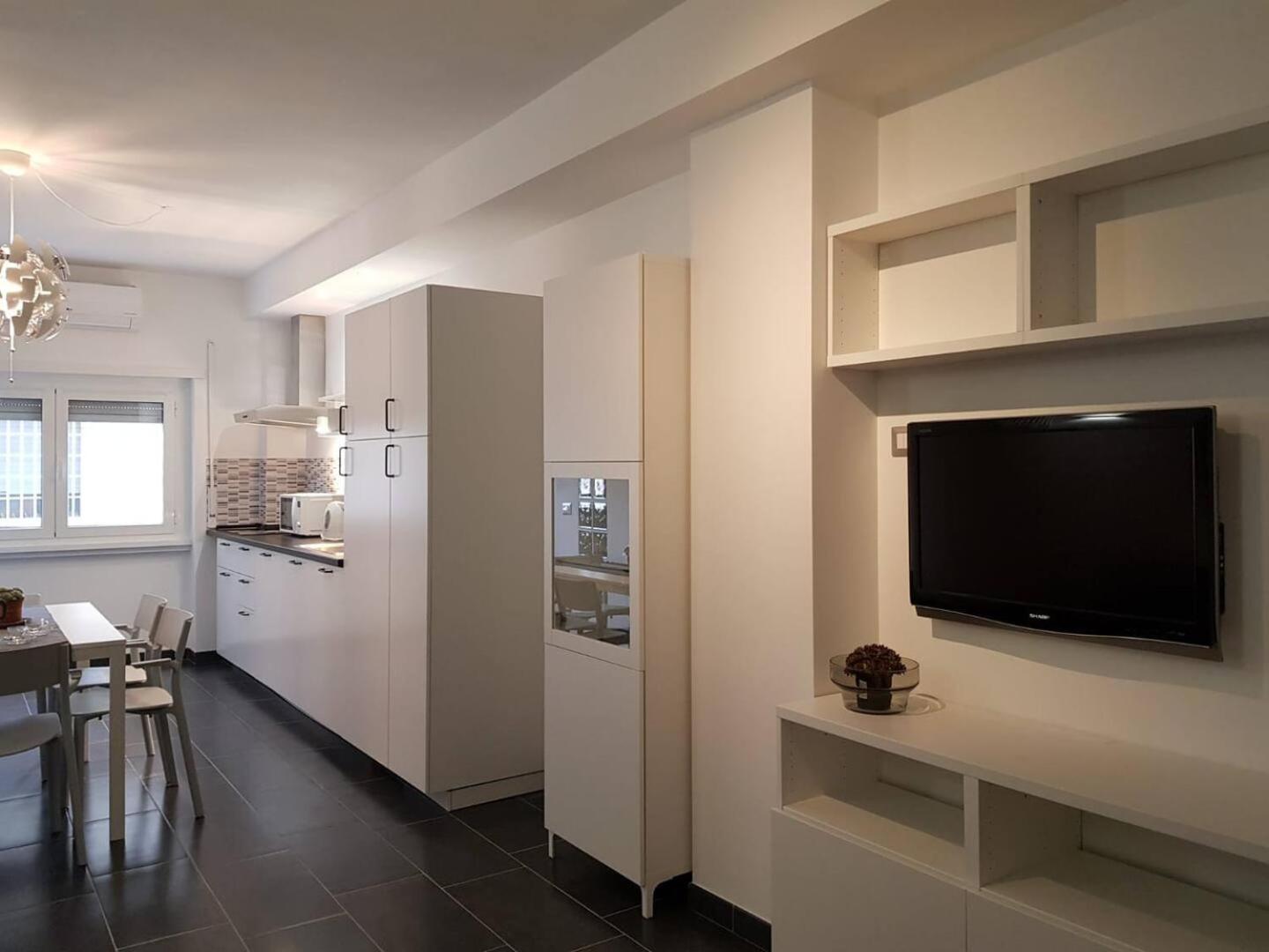 Nomentana White Apartments By Ghor Рим Экстерьер фото